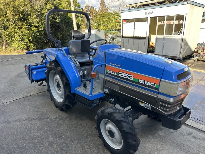 ISEKI GEAS 253