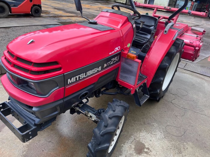 Mitsubishi MT251